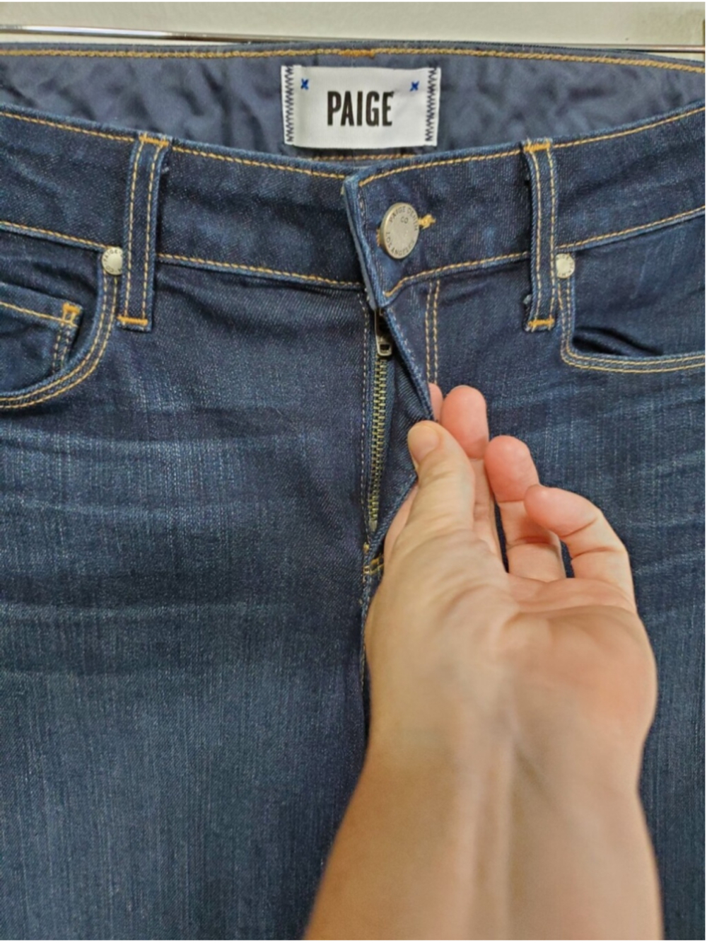 PAIGE Skyline Straight 34" Jeans Stream Dark Blue Wash Sz 28 Mid-Rise Stretch - Picture 4 of 14